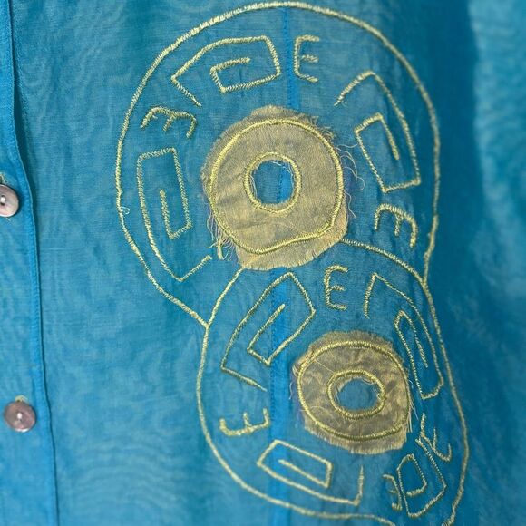 Chico's Teal Blue Button-Down Cotton Linen Blouse Geometric Applique Embroidery - Picture 3 of 6